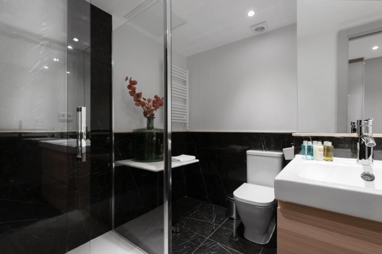 2 Bedrooms 1 Bathroom Furnished - Justicia - Executive Style - Mintystay Madrid Exteriör bild